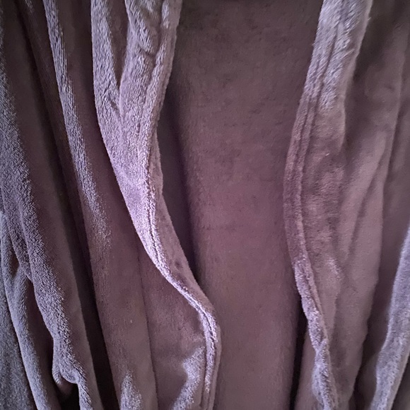 Men’s Dark Robe - Picture 8 of 10